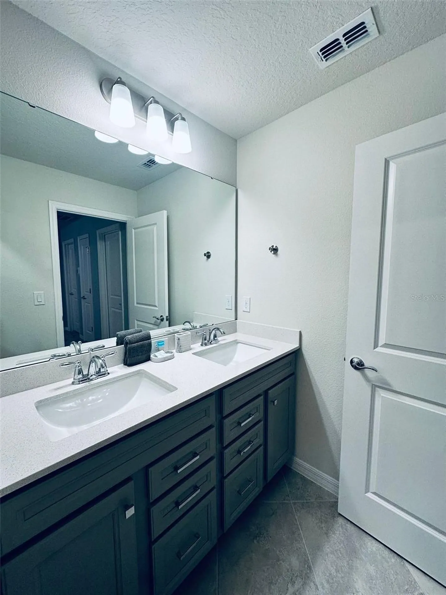 1256 Blue Paradise Drive Clermont FL 34714