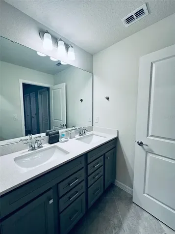 1256 Blue Paradise Drive Clermont FL 34714