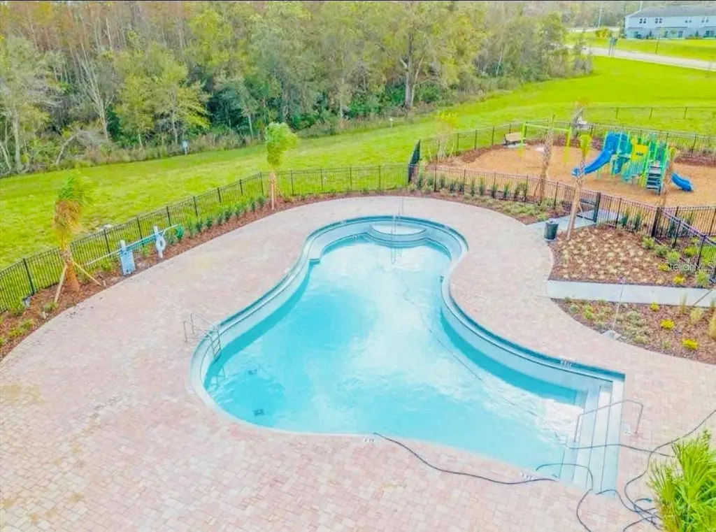 3192 Skyline Loop Kissimmee FL 34758