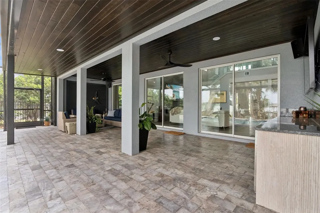 1216 Hull Island Drive Oakland FL 34787