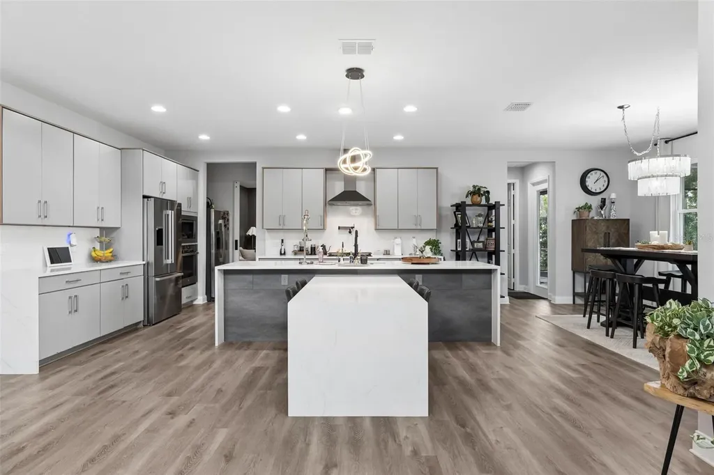 1216 Hull Island Drive Oakland FL 34787