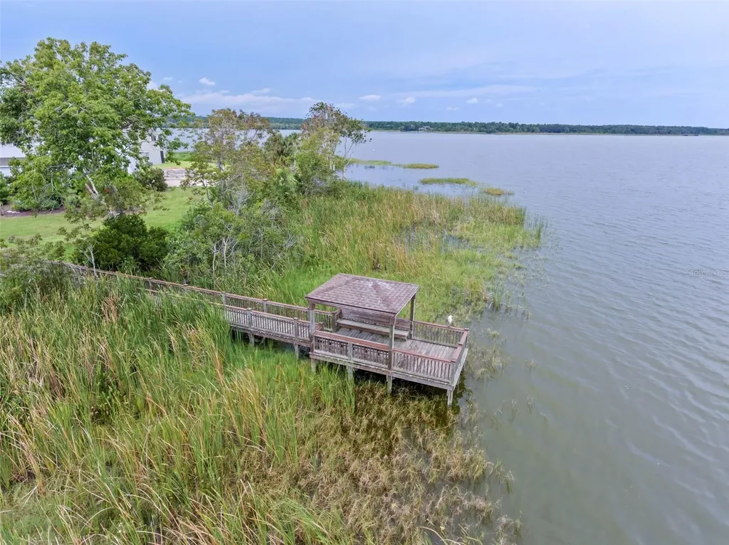 1216 Hull Island Drive Oakland FL 34787