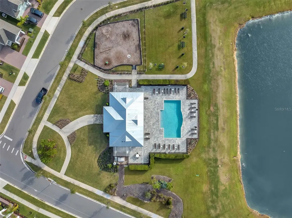 1216 Hull Island Drive Oakland FL 34787