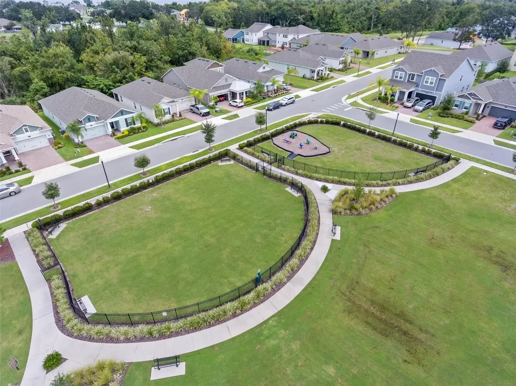 1216 Hull Island Drive Oakland FL 34787