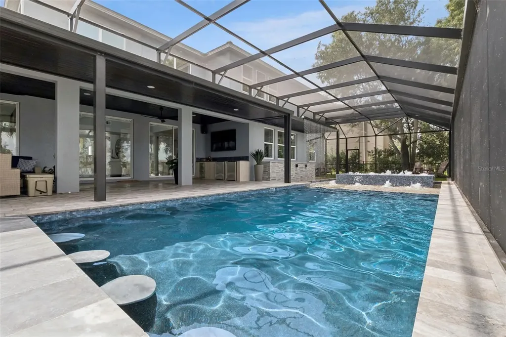 1216 Hull Island Drive Oakland FL 34787