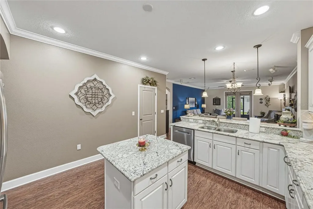 1713 Via Palermo Street Plant City FL 33566
