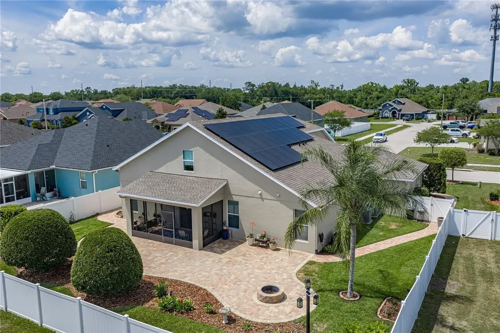 1713 Via Palermo Street Plant City FL 33566
