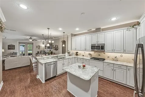 1713 Via Palermo Street Plant City FL 33566