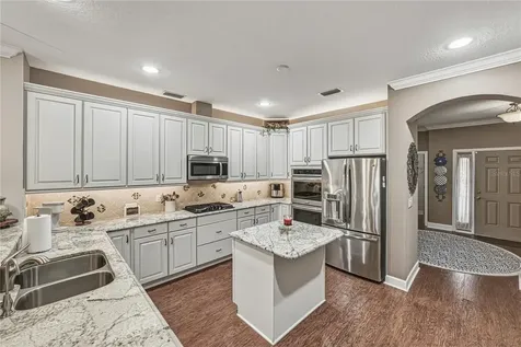 1713 Via Palermo Street Plant City FL 33566
