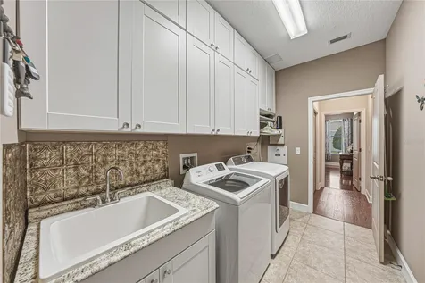 1713 Via Palermo Street Plant City FL 33566