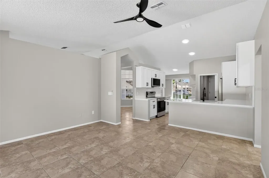 4111 Concord Way Plant City FL 33566