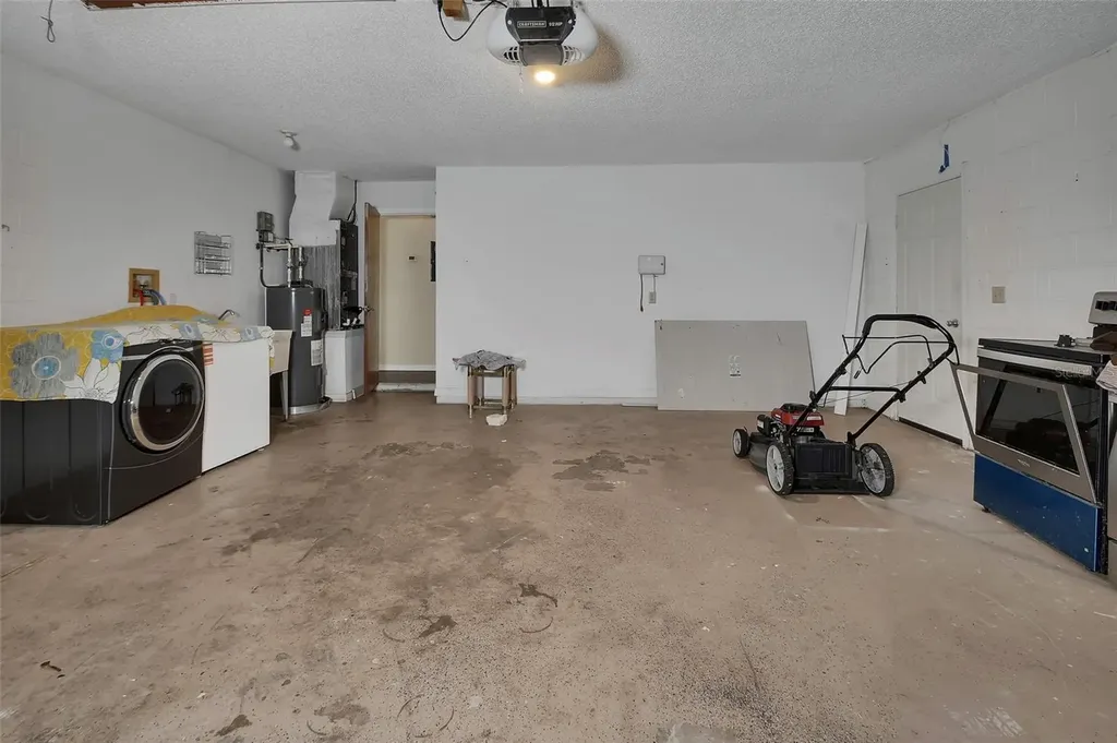552 S Annapolis Drive Deltona FL 32725