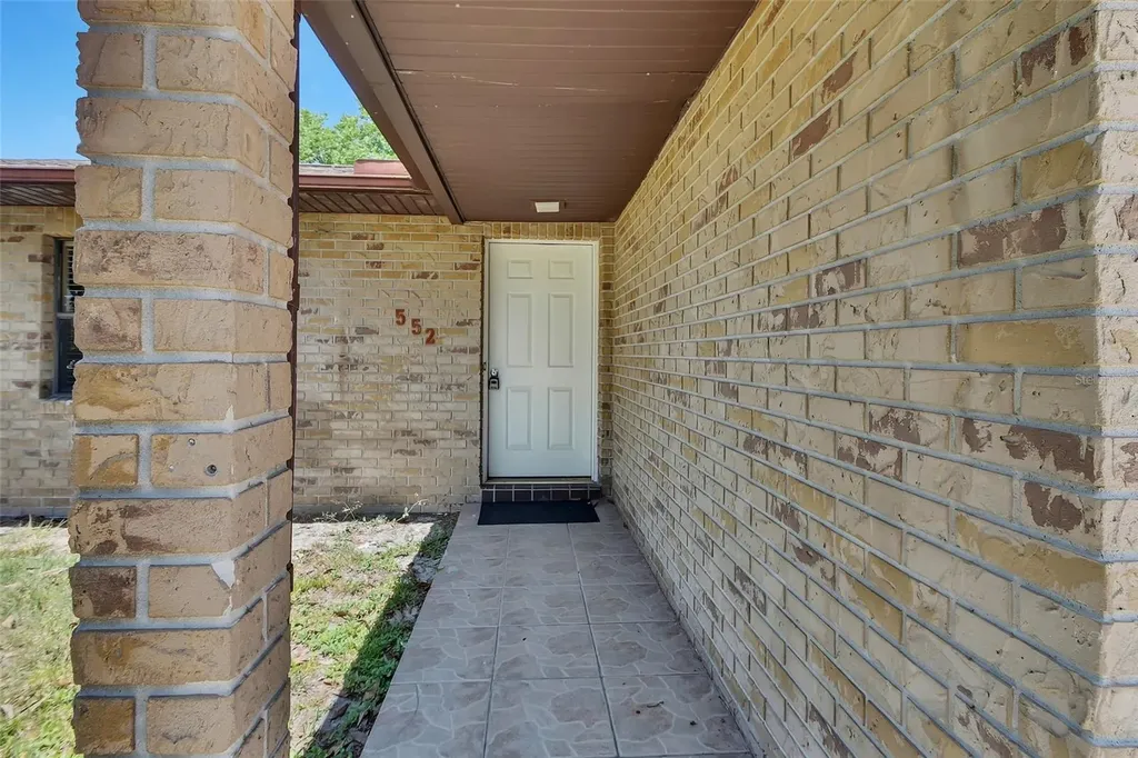 552 S Annapolis Drive Deltona FL 32725