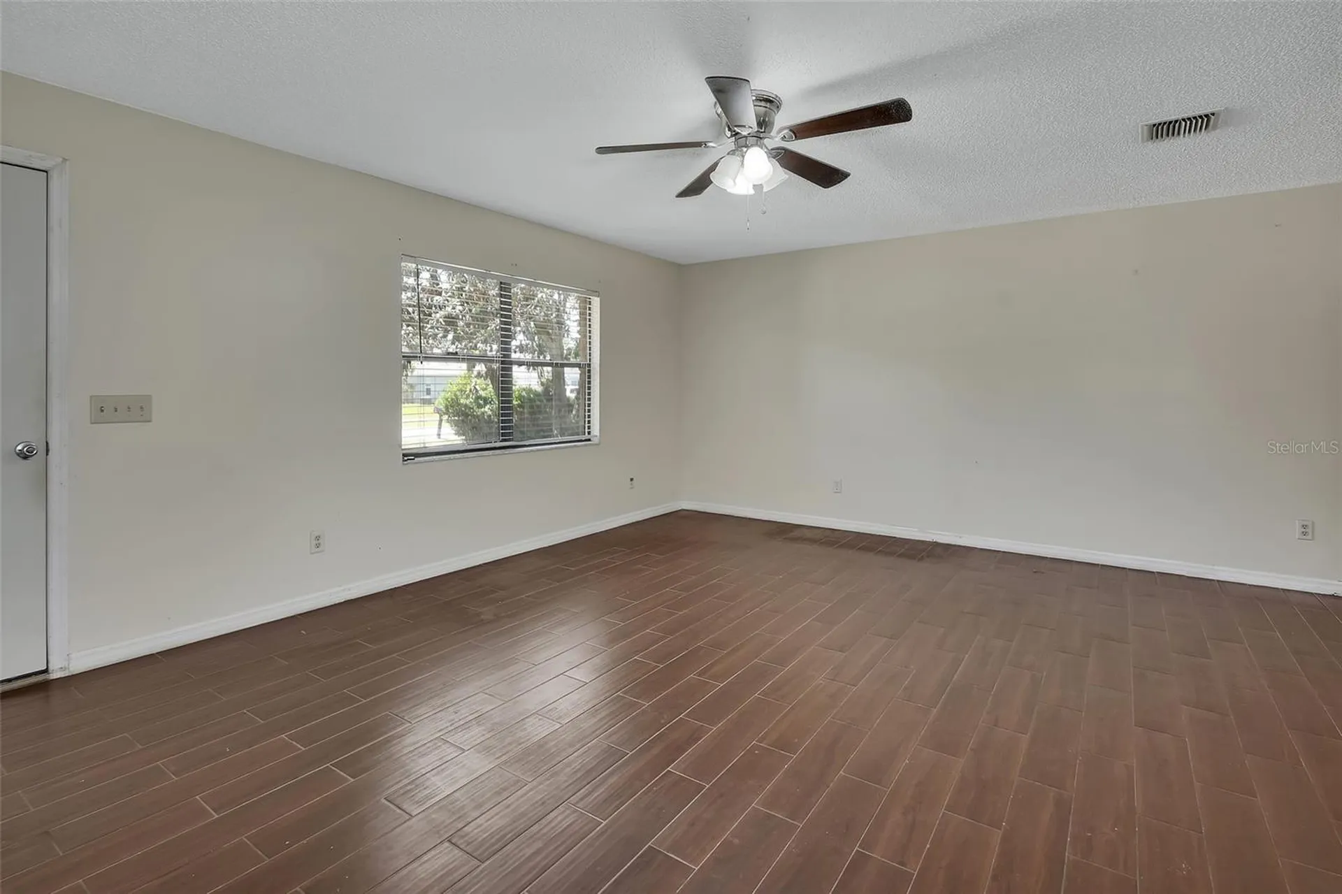 552 S Annapolis Drive Deltona FL 32725