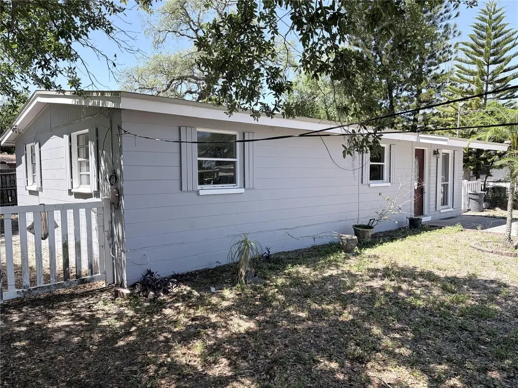 7207 E Cayuga Street Tampa FL 33610