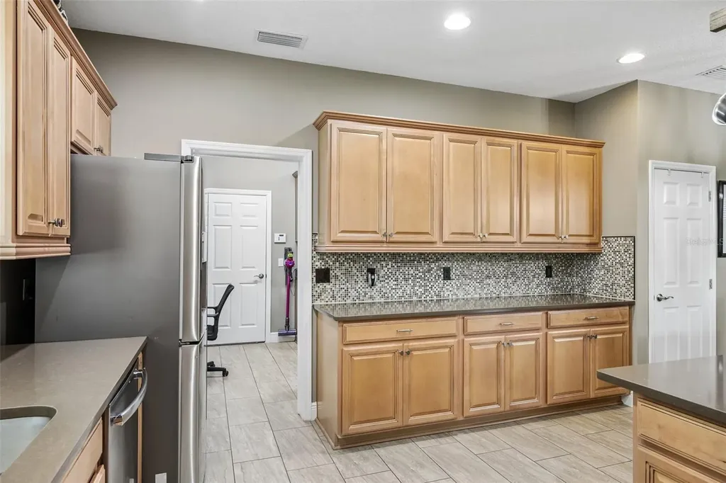 508 Narrow View Lane Groveland FL 34736