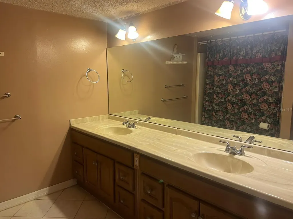 3111 Villa Drive Orlando FL 32810