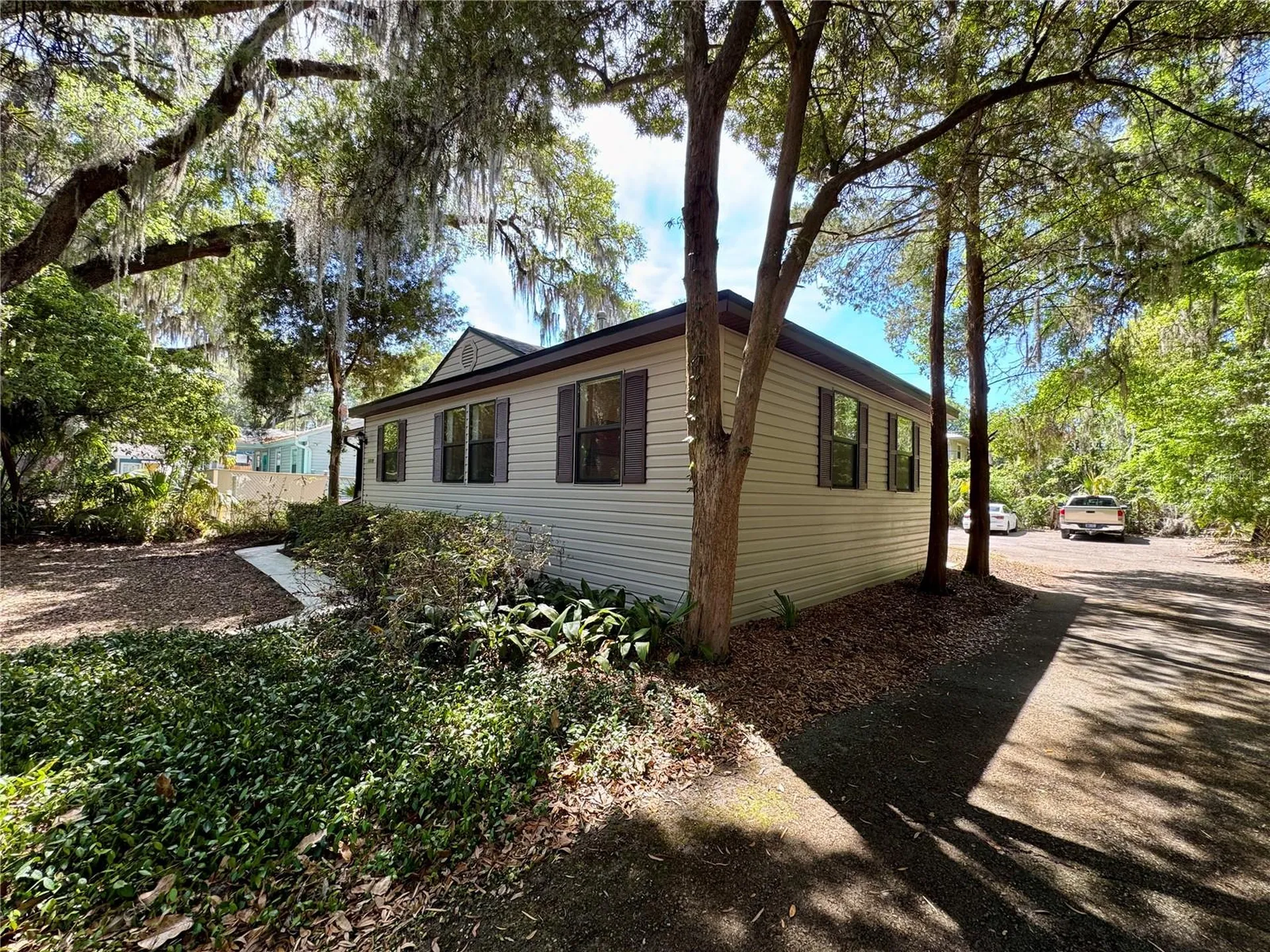 1215 NW 12th Avenue Gainesville FL 32601