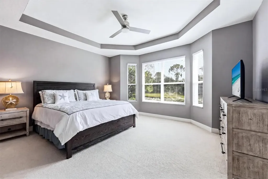 7131 Kensington Court University Park FL 34201