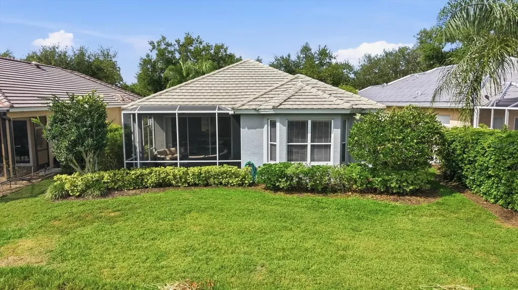 7131 Kensington Court University Park FL 34201