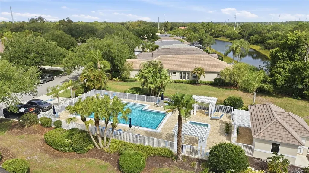7131 Kensington Court University Park FL 34201