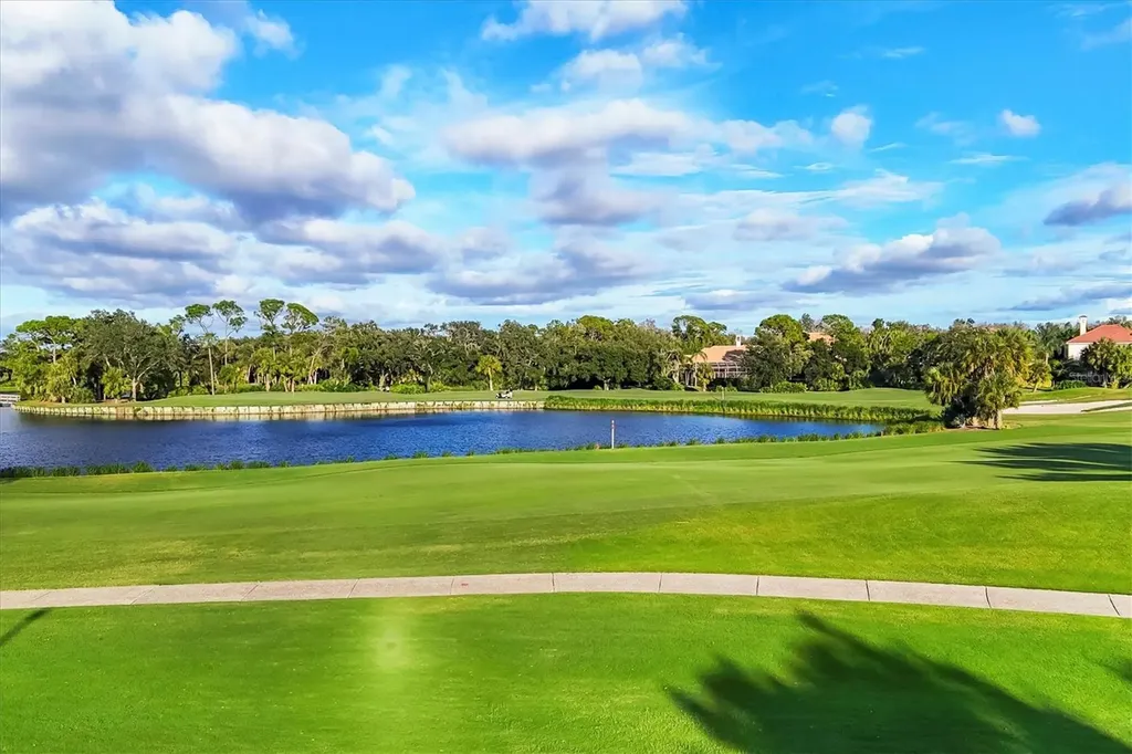 7131 Kensington Court University Park FL 34201