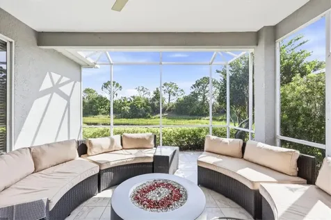 7131 Kensington Court University Park FL 34201