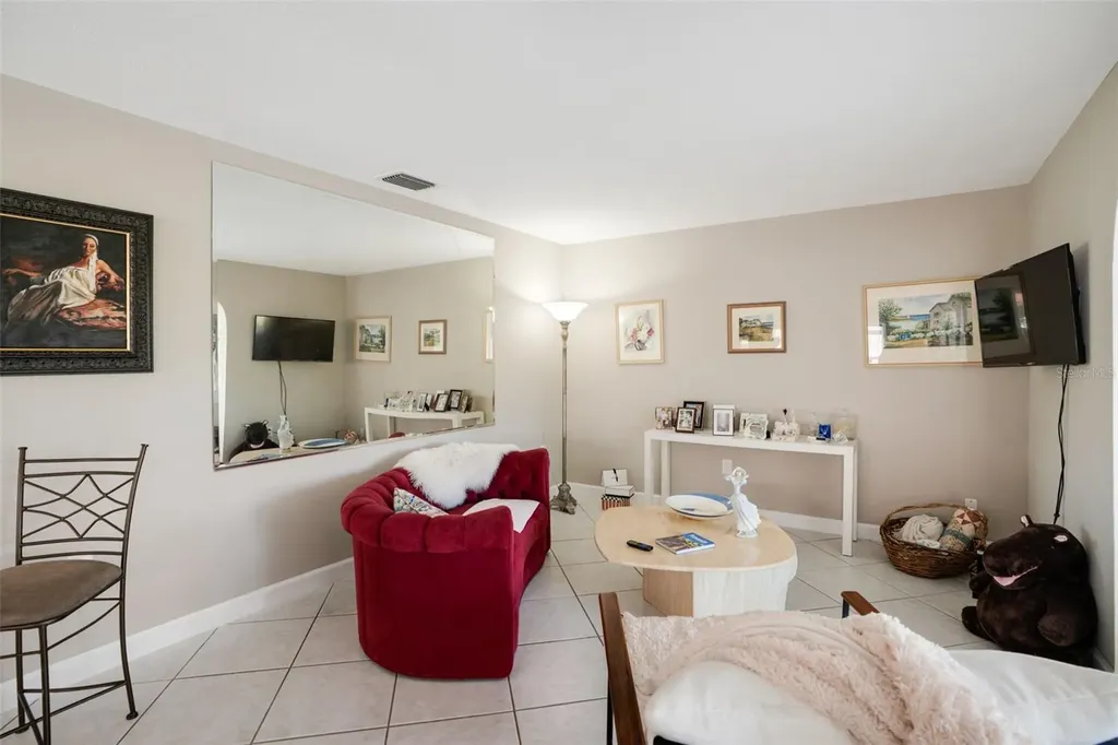 2330 Riverbluff Parkway Sarasota FL 34231