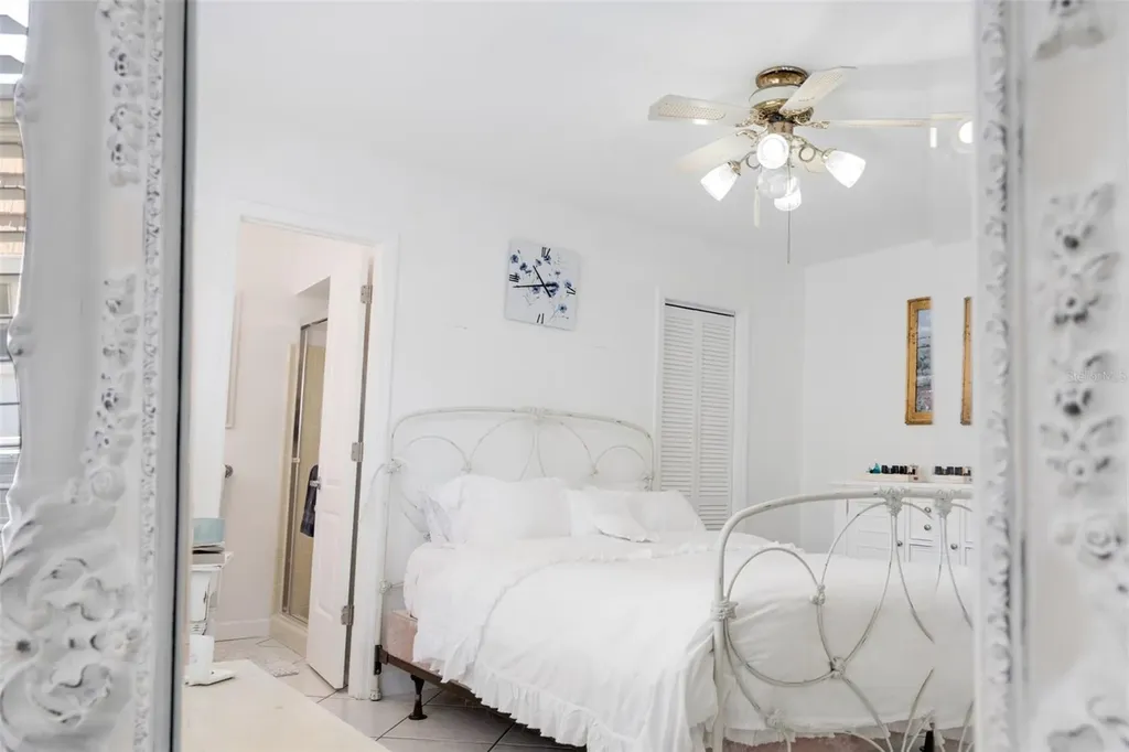 2330 Riverbluff Parkway Sarasota FL 34231