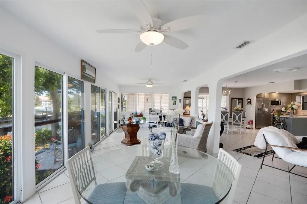2330 Riverbluff Parkway Sarasota FL 34231