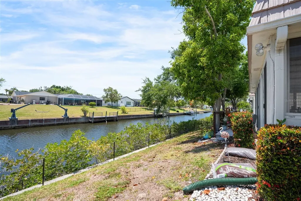 2330 Riverbluff Parkway Sarasota FL 34231