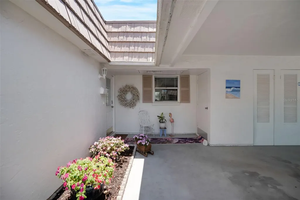2330 Riverbluff Parkway Sarasota FL 34231