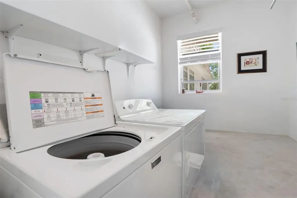 2330 Riverbluff Parkway Sarasota FL 34231