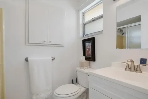 2330 Riverbluff Parkway Sarasota FL 34231