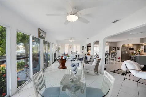2330 Riverbluff Parkway Sarasota FL 34231