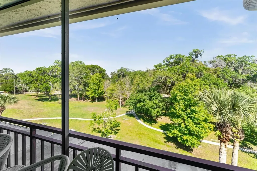 1162 Carmel Circle Casselberry FL 32707