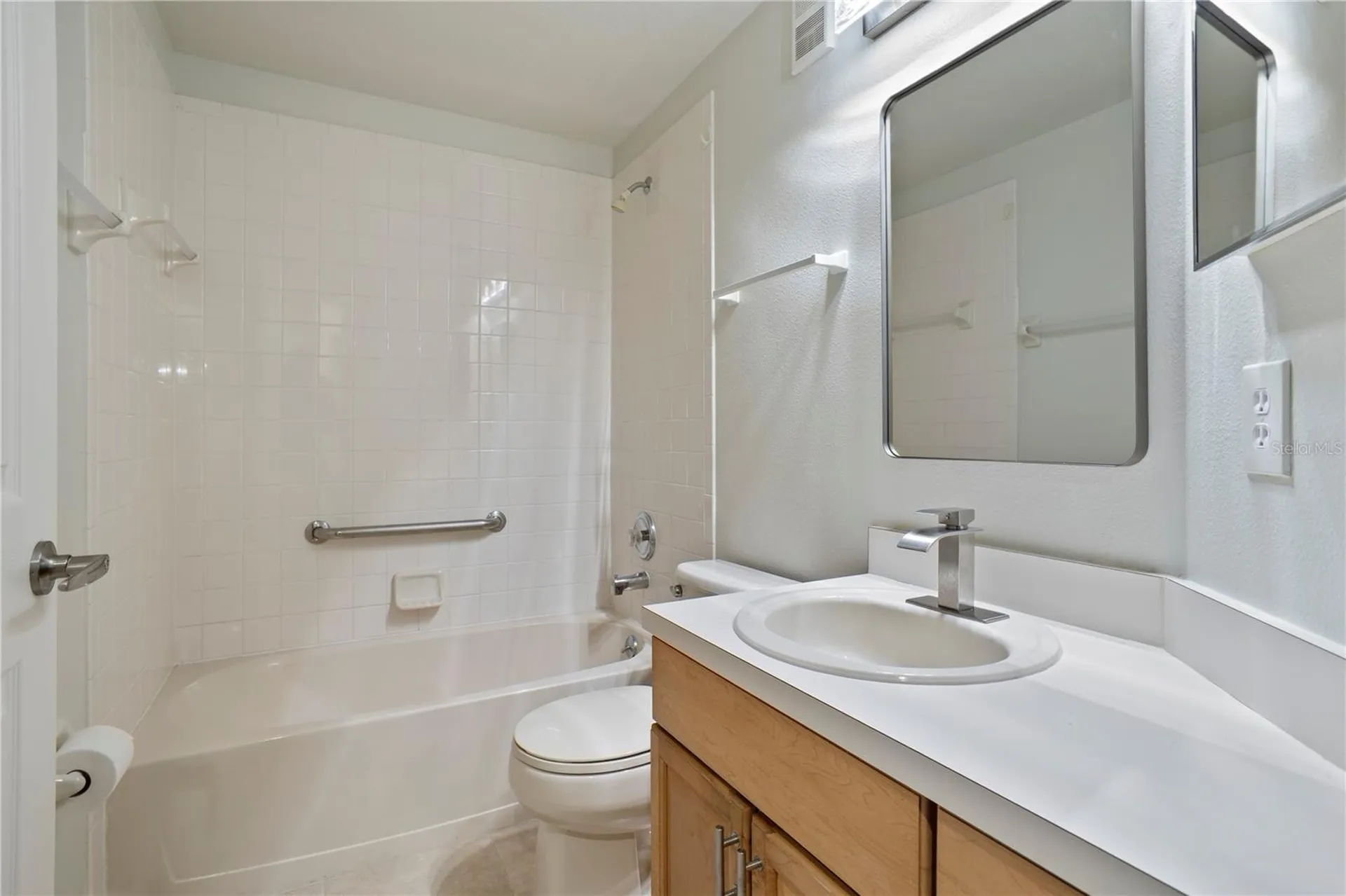 580 Cranes Way Altamonte Springs FL 32701