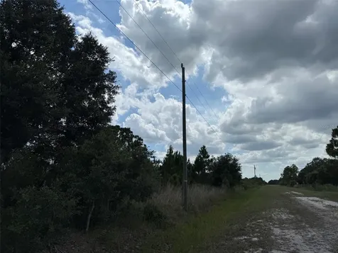 16162 NW 290th Street Okeechobee FL 34972