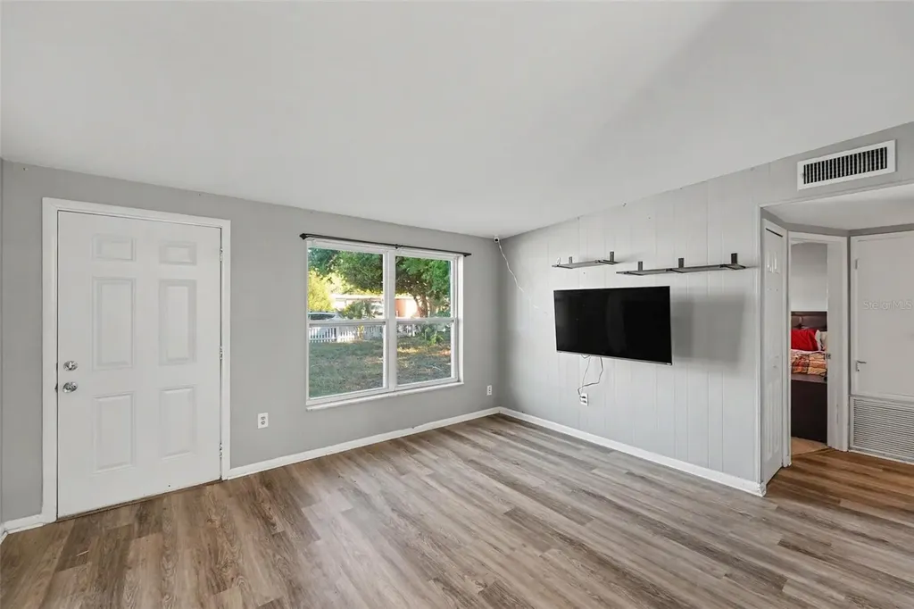 8036 Rose Terrace Seminole FL 33777