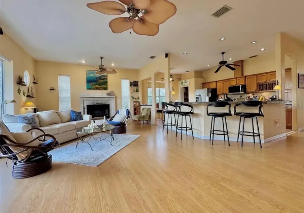 1160 Mill Creek Bradenton FL 34212