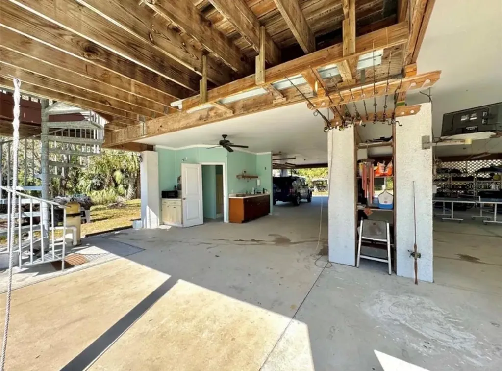 1160 Mill Creek Bradenton FL 34212