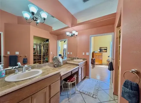 1160 Mill Creek Bradenton FL 34212