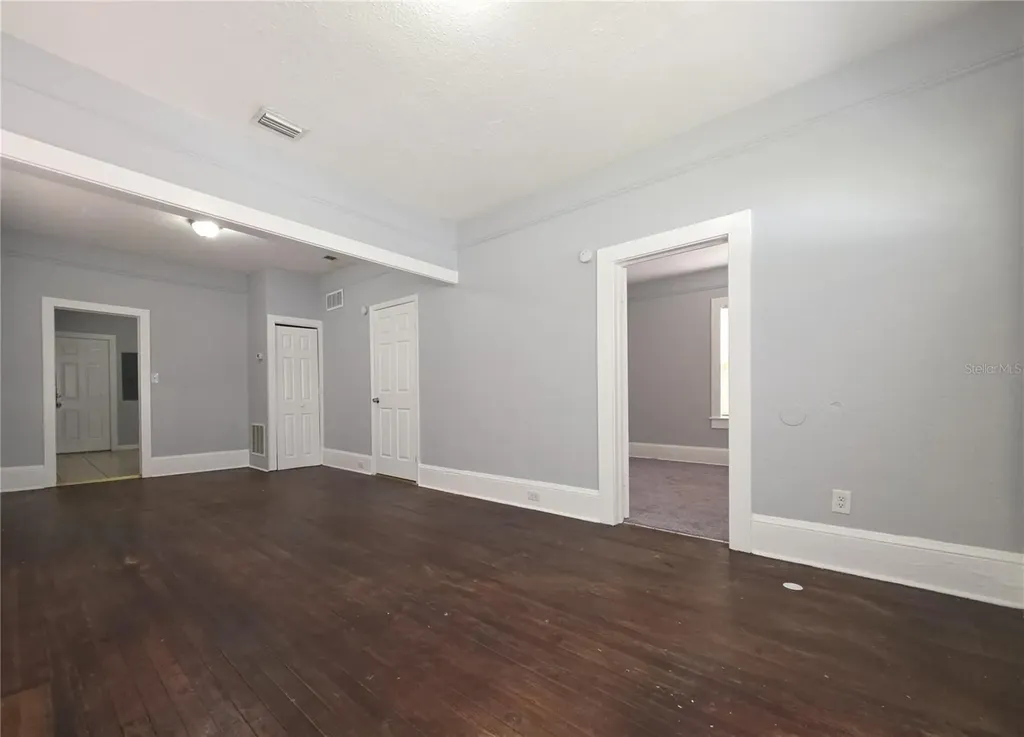 676 Bridal Avenue Jacksonville FL 32205