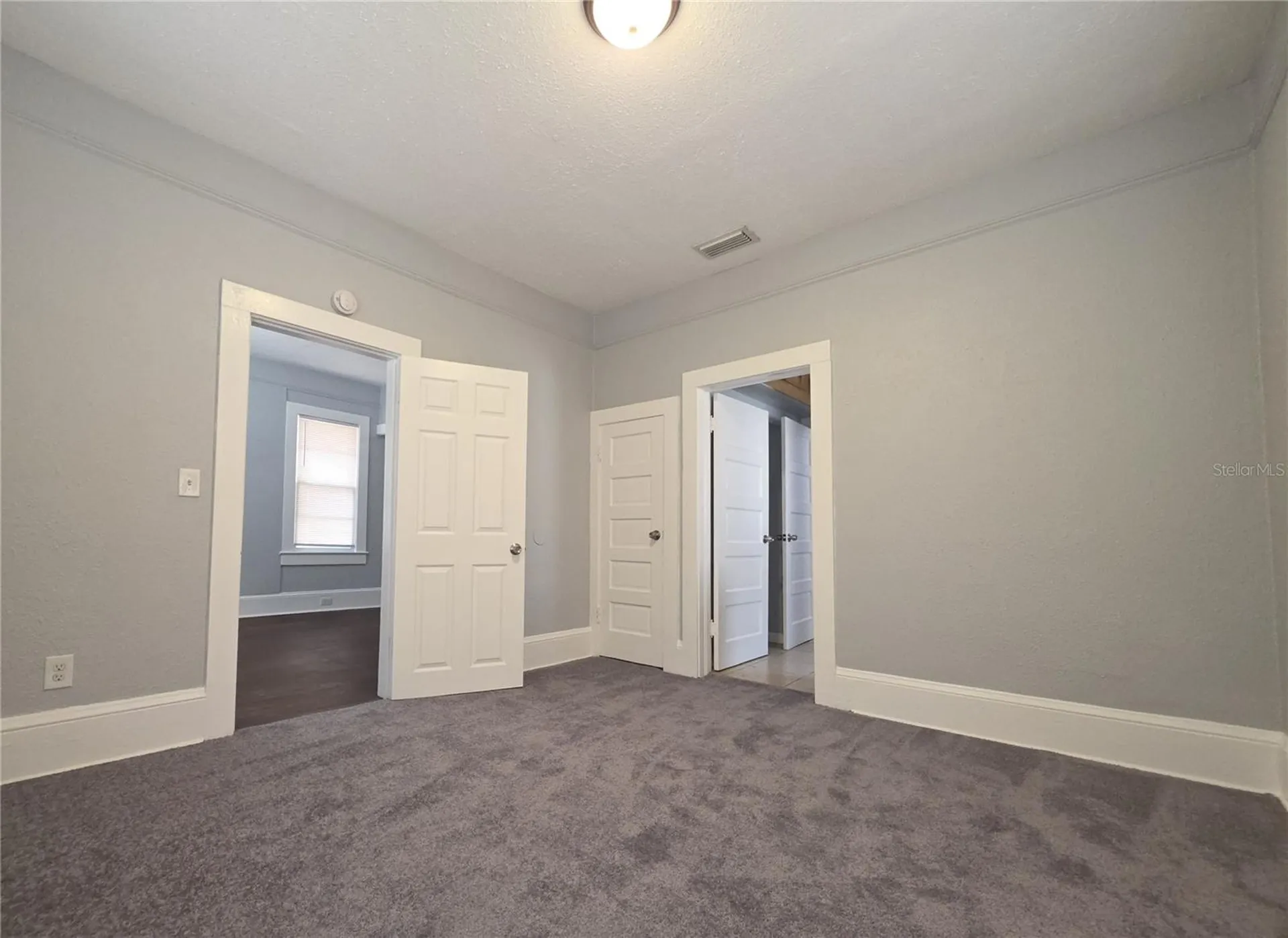 676 Bridal Avenue Jacksonville FL 32205
