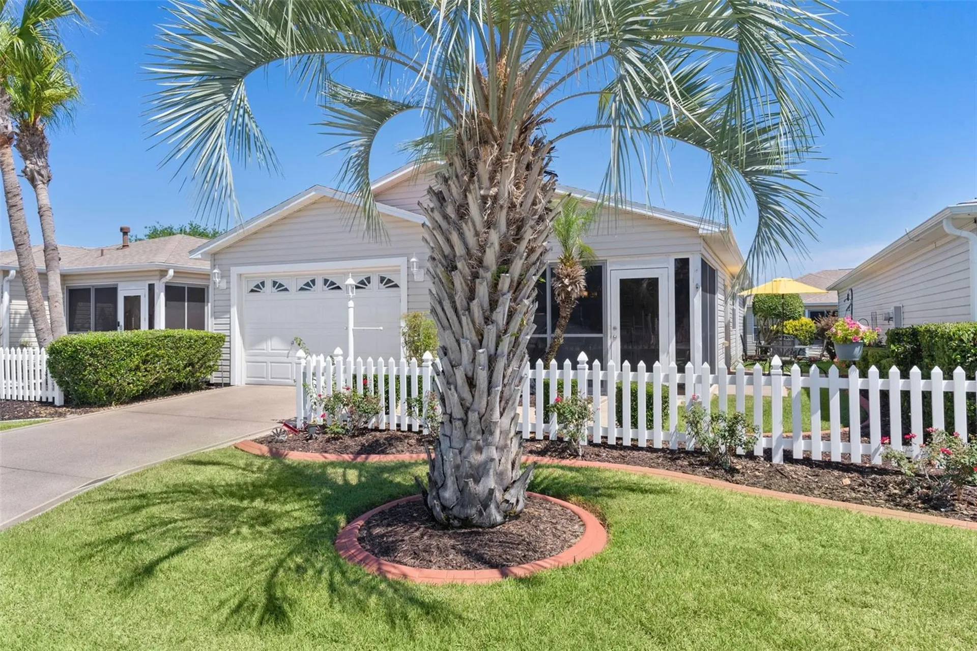 2437 Southern Oak Street The Villages FL 32162