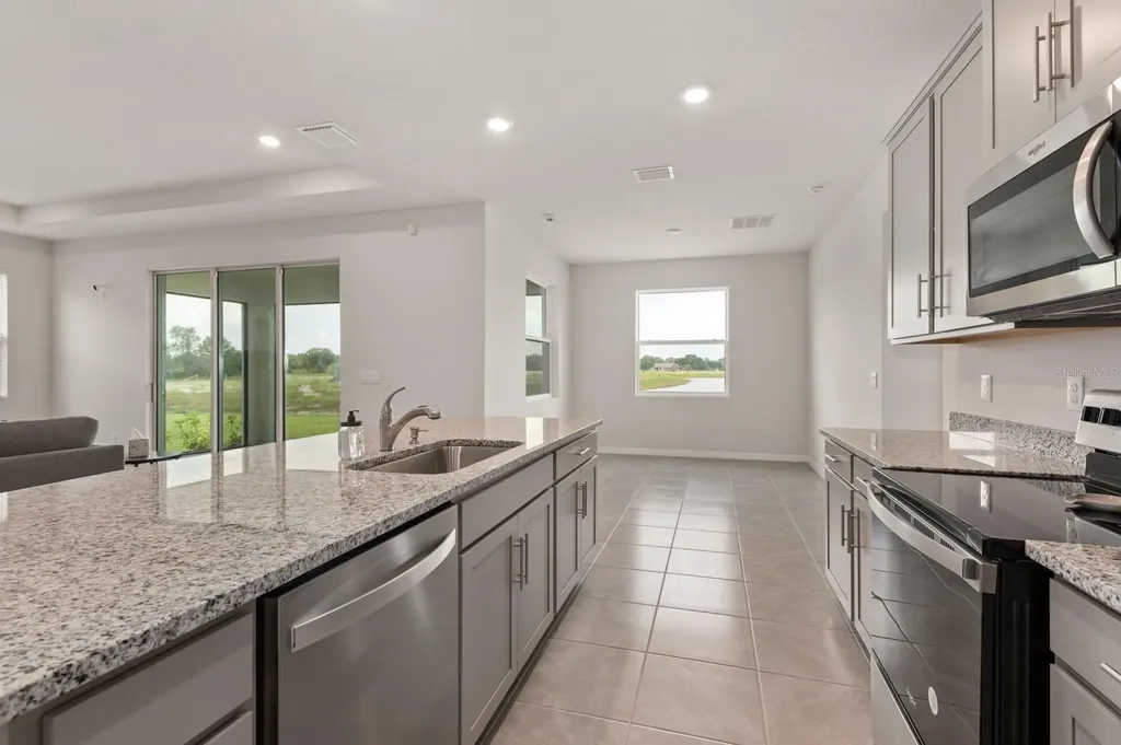 520 158th Street E Bradenton FL 34212