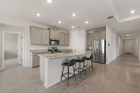 520 158th Street E Bradenton FL 34212