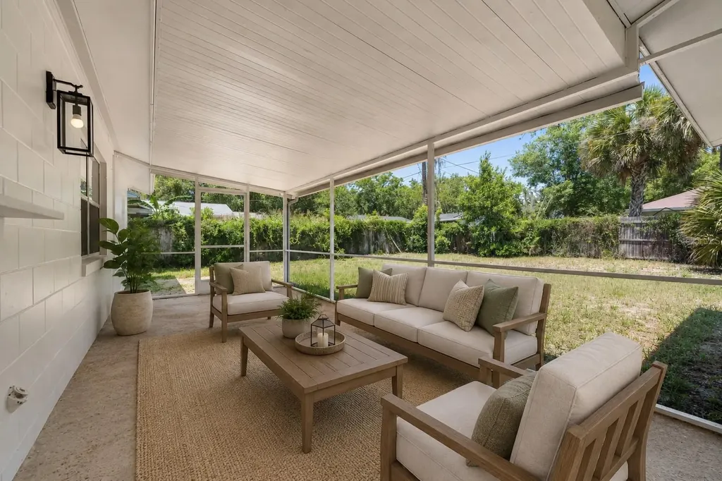 5609 Valley Oak Road Orlando FL 32808