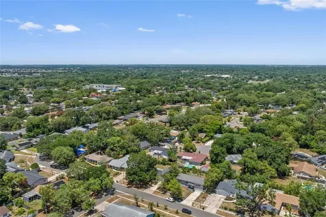 5609 Valley Oak Road Orlando FL 32808