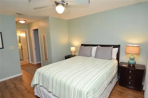 10263 Gandy Boulevard N St Petersburg FL 33702